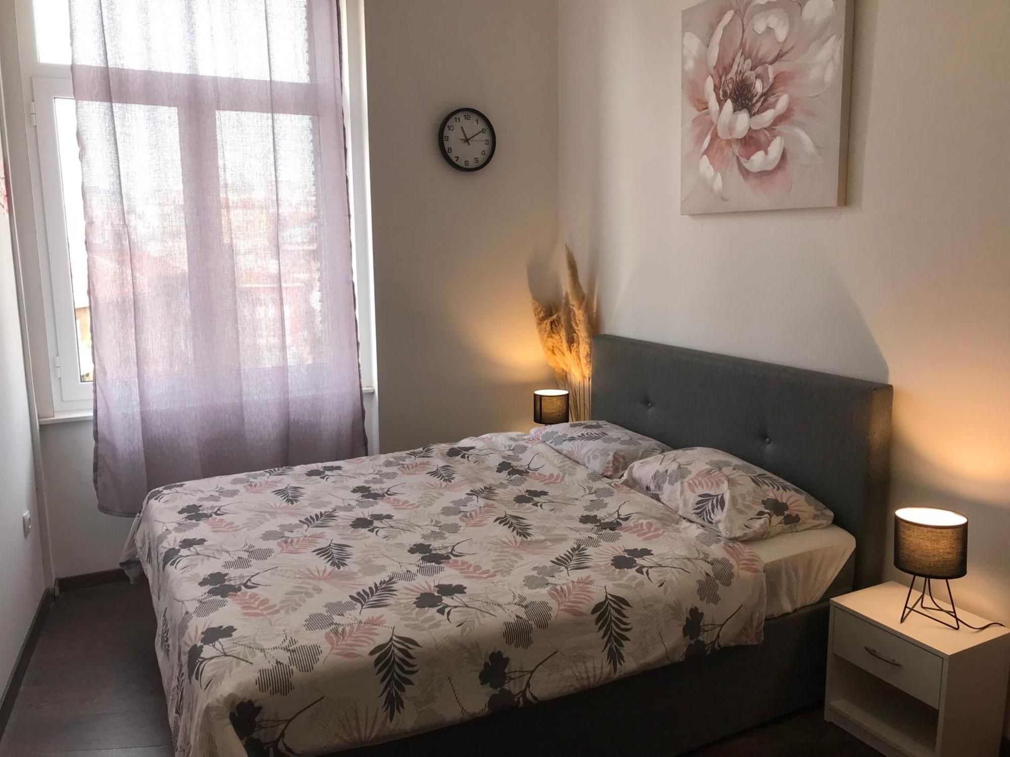 River City Apartments Rijeka Bagian luar foto
